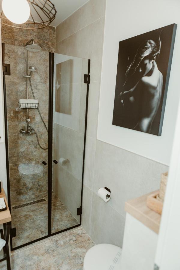 Arini White House Apartment Sibiu Bagian luar foto