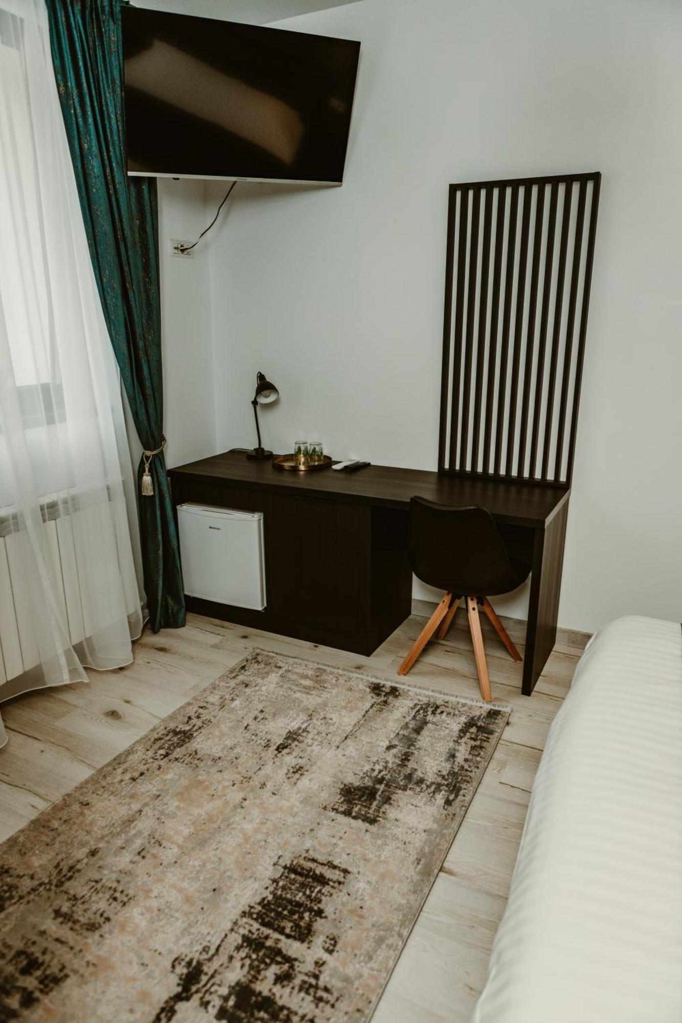 Arini White House Apartment Sibiu Bagian luar foto